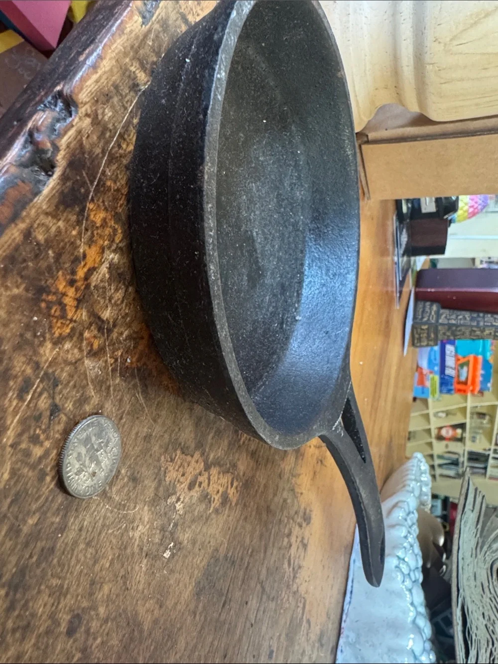 Seasoned Black Cast Iron Skillet - Durable Everyday Fry Pan